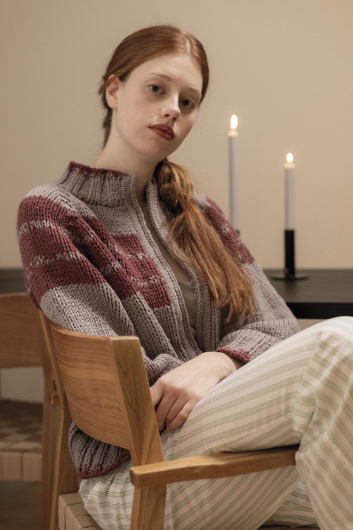 Heathered Haze Cardigan - strikket kofte