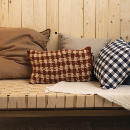 Hazelwood Halo Pillow - skotskrutet pute