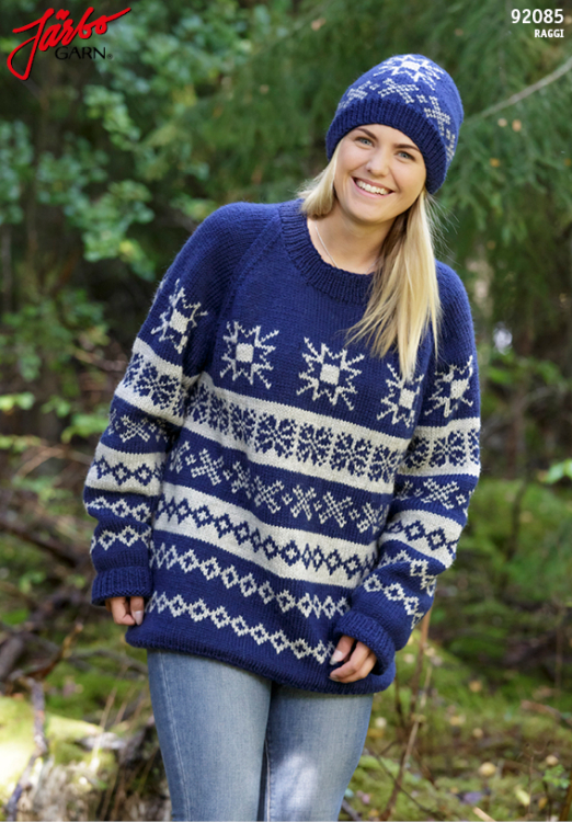 Stjärnmix - mønsterstrikket genser med raglan og lue til dame