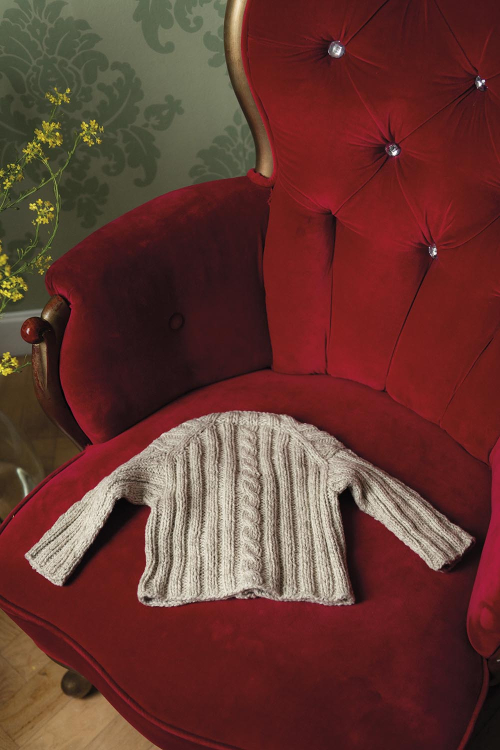 Gladiolus - babyjakke med flette  