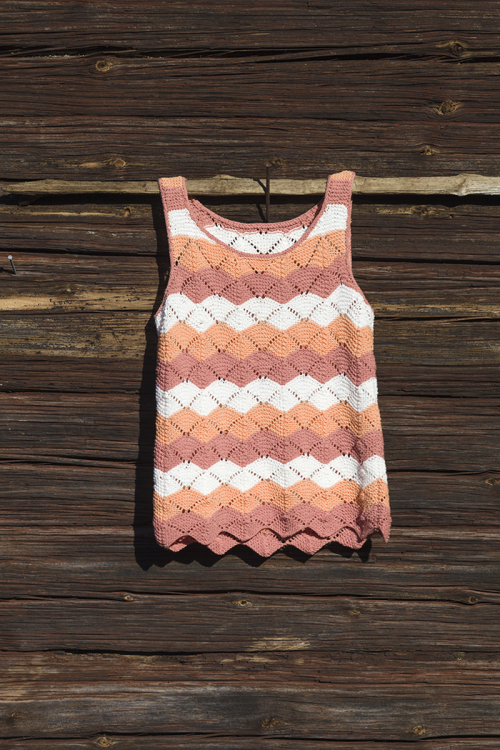 91508. JAKKE & TOPP I SIKKSAKKMØNSTER