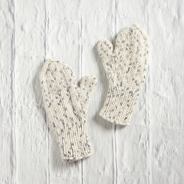 Sigrid – vrangbordstrikkede barnevotter