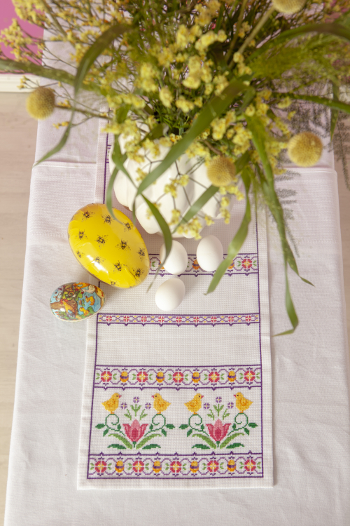 Kyllinger med fargerike border - løpere