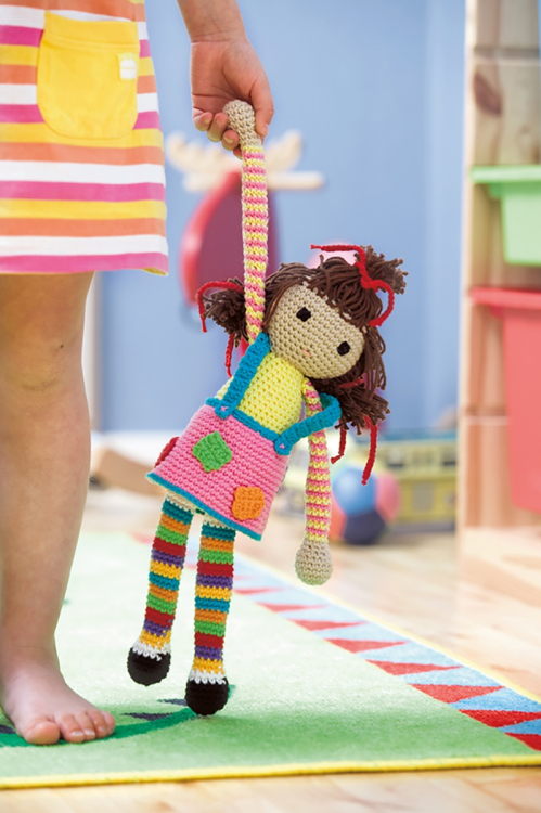 15-01. FILLEDUKKKE I PIPPIFARGER ”AMIGURUMI”