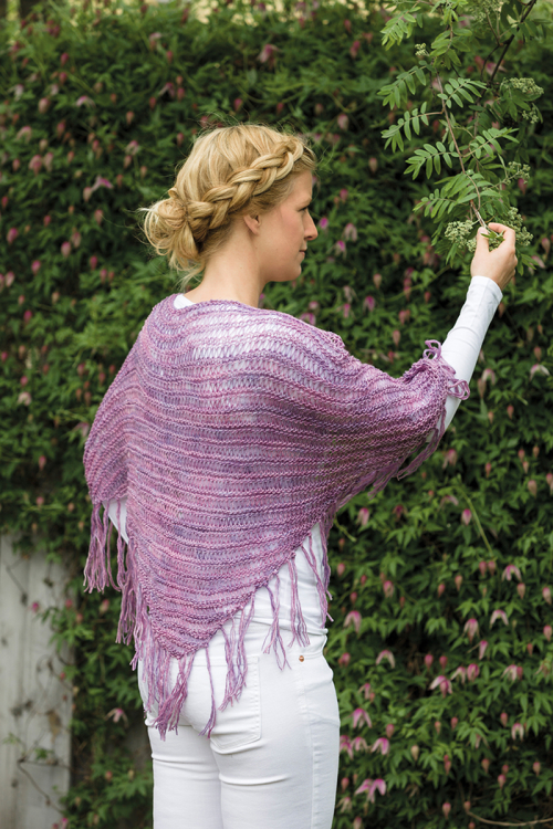 Trekantsjal med lange masker