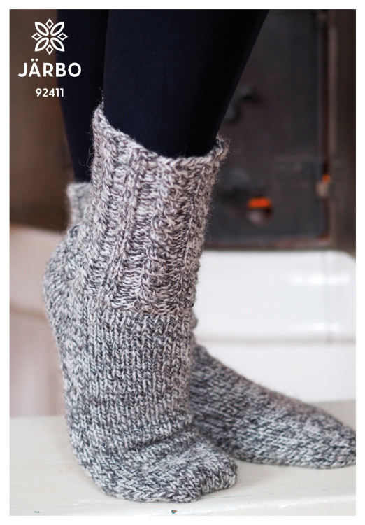 92411. RAGGSOKK MED FLETTESTRIKKET SKAFT OG FLEEGLE HEEL	
