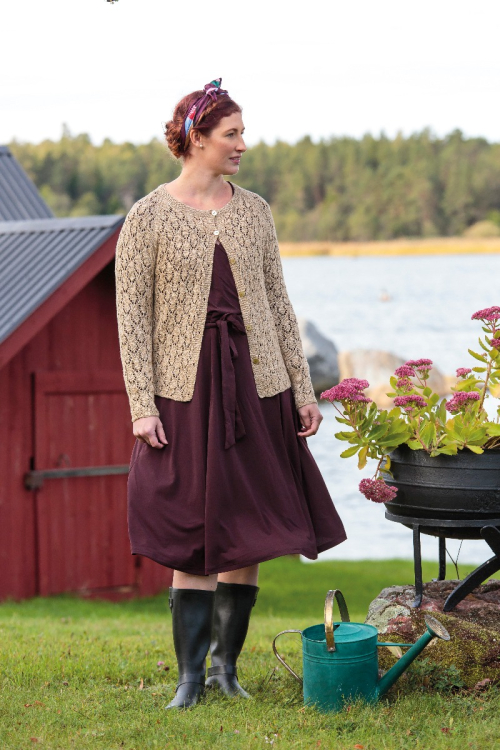 92300. ’LILIAN’ – DAMECARDIGAN MED MØNSTER