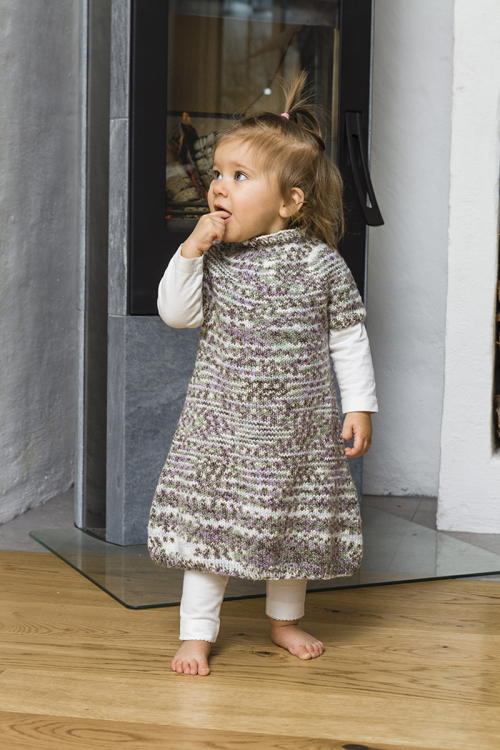 91734. ”KALAS” – JAKKE, TIGHTS & KJOLE TIL BARN