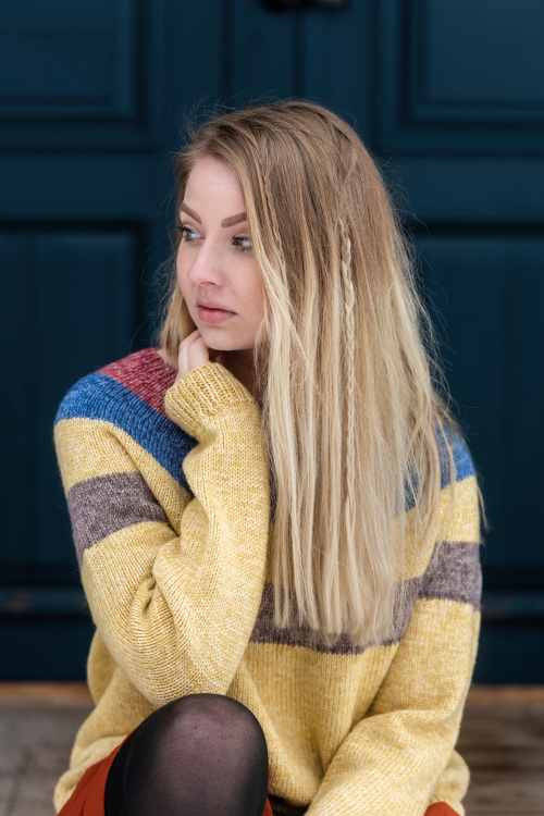 Yllis - rundstrikket genser i Ylle