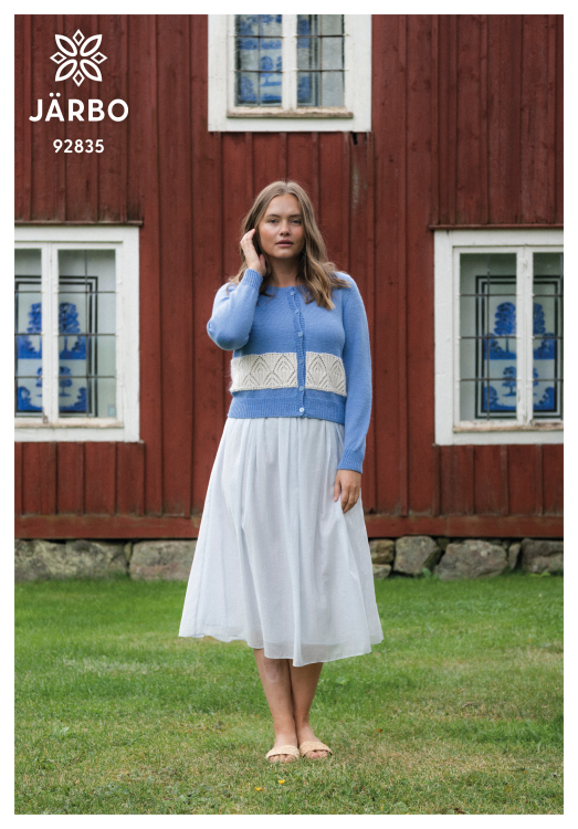 Högtid – kofte med strukturstrikk 