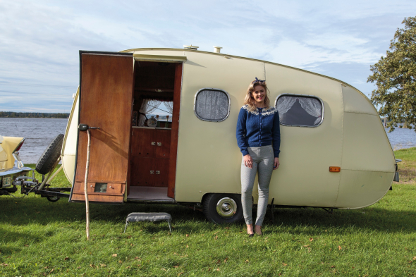 92289. RETROKOFTE MED MØNSTERSTRIKKET BÆRESTYKKE