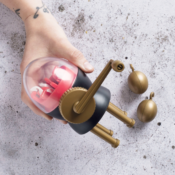 addiEi strikkemaskin