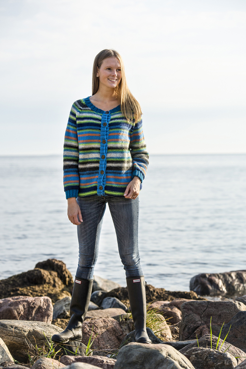 91558. STRIPETE DAMEJAKKE