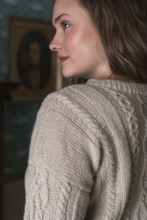 Fabel - genser med fletter