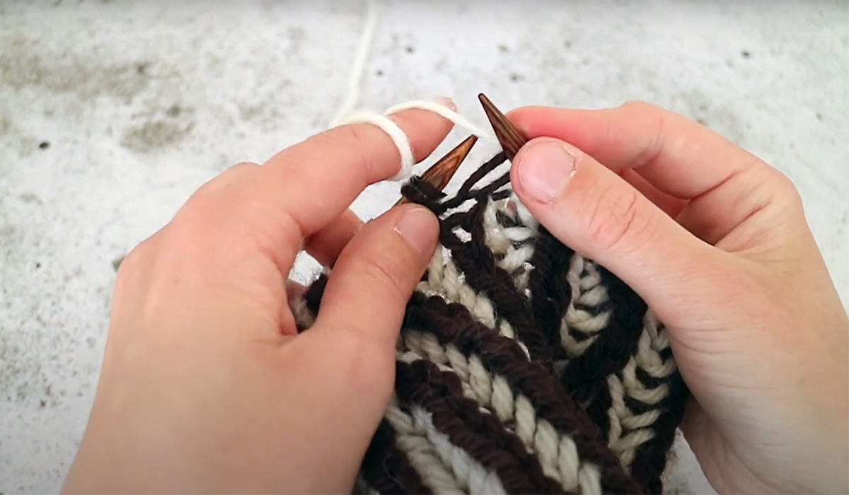 Fell i patentstrikk (brioche)